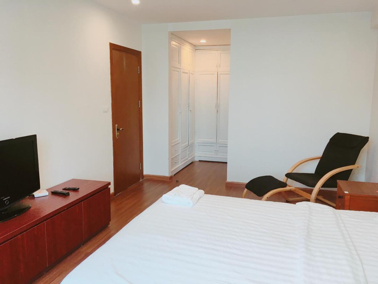 Ur Hanoi Service Apartment Bagian luar foto